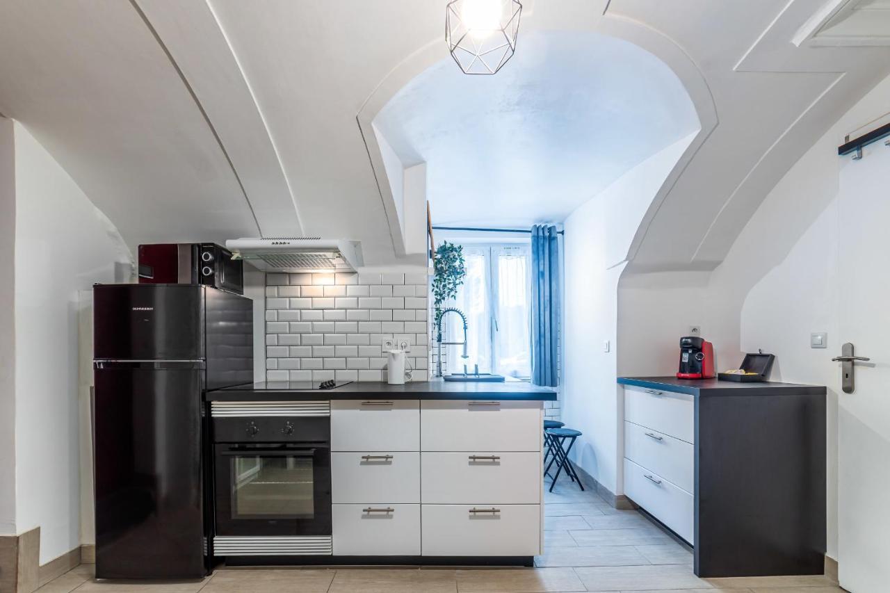The Parisian Charm Near Apartment *